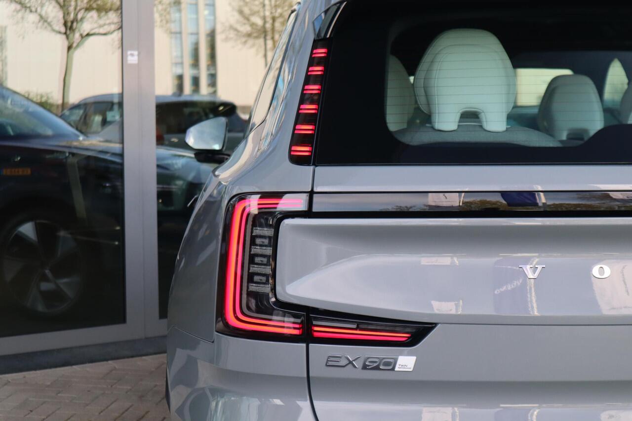 Volvo EX90 Twin Motor Performance Ultra 7p. 111 kWh