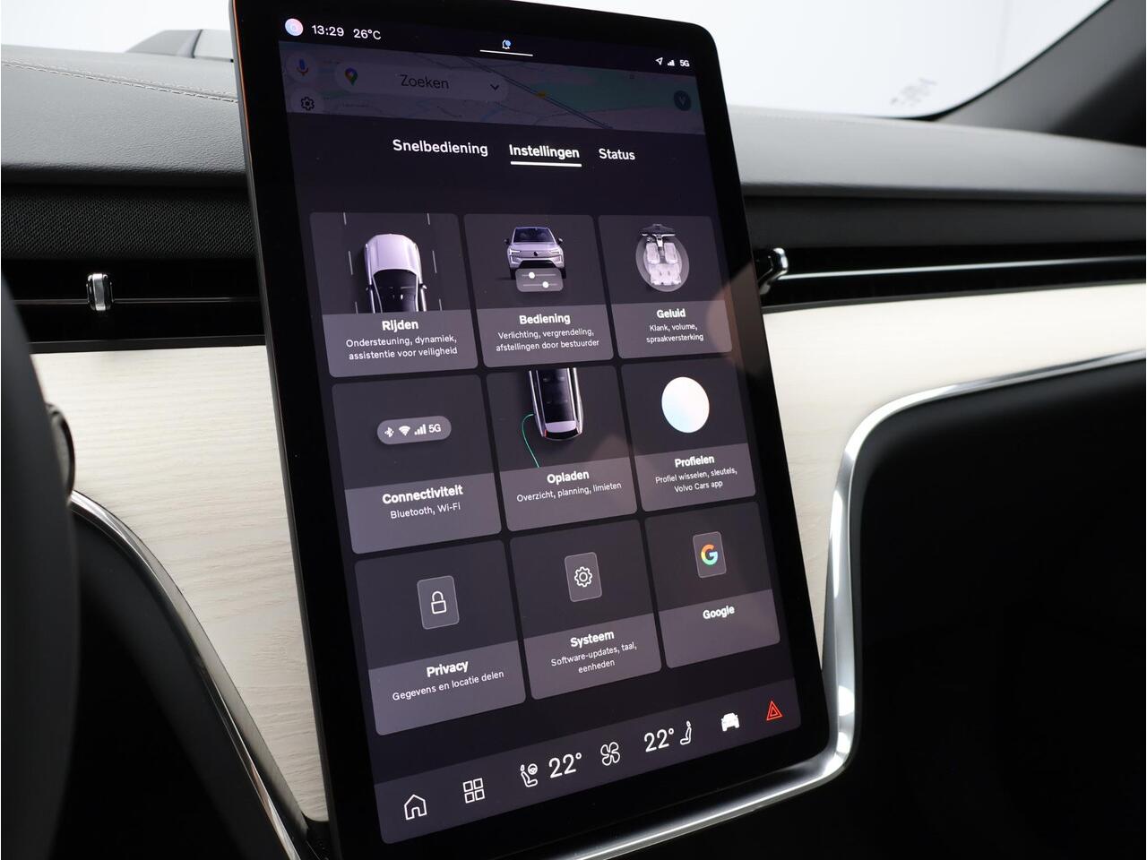 Volvo EX90 Twin Motor Performance 517PK Ultra 111 kWh / Luchtvering / Bowers & Wilkins / Pilot Assist Pack / 22" / Tailored Wool Blend bekleding /