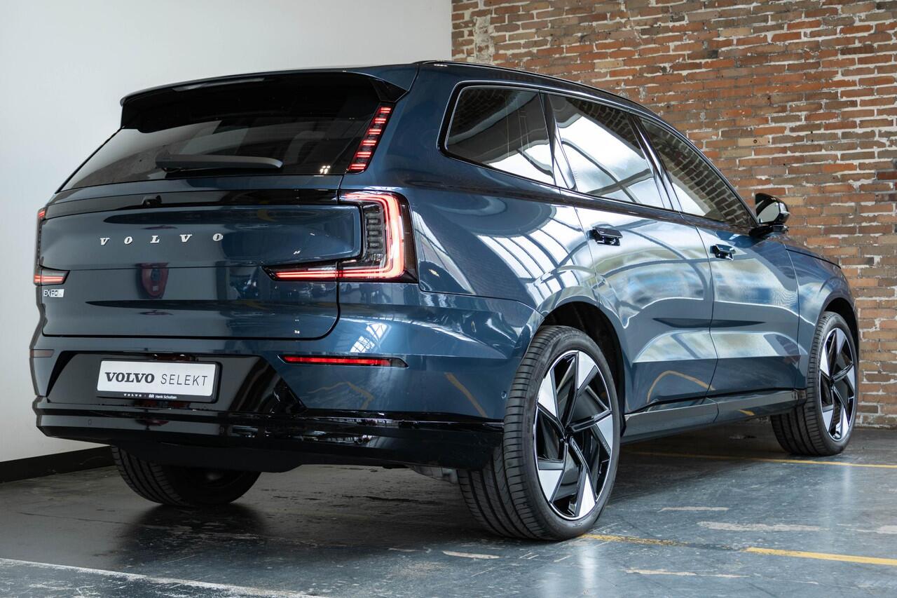 Volvo EX90 Twin Motor Performance Ultra 7p. 111 kWh | Bowers & Wilkins Premium Audio | 22" Lichtmetalen Velgen | Park Pilot Assist | Actieve Luchtvering | Stuurverwarming | Tailor Wool Blend bekleding | Google infotainment |