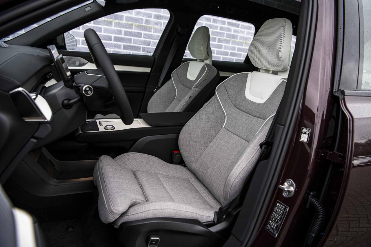 Volvo EX90 Twin Motor Performance Ultra | 7-Zits | Google | Bowers & Wilkins Audio | Soft Close | Luchtvering | Head-Up Display | Elek. Achterklep | Pano Dak | Stoelmassage | Pilot Assist Pack | Zitverlenging | Climate Pack | Getint Glas | 22" LM