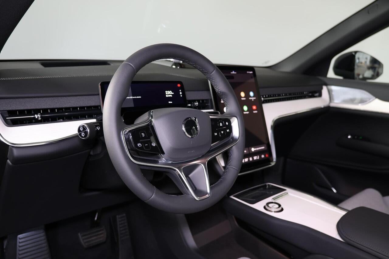 Volvo EX90 Twin Motor Ultra 7p. 111 kWh - Luchtvering - Pilot Assist Pack - Panoramadak - IntelliSafe Assist & Surround - 360º Camera - Bowers & Wilkins audio - Verwarmde voorstoelen, stuur & achterbank - Parkeersensoren voor & achter - Head up display - 22' LMV