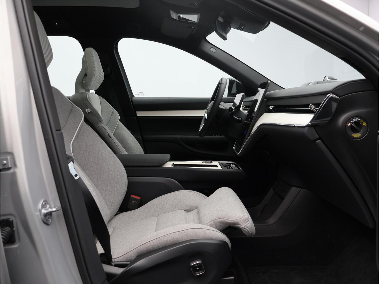 Volvo EX90 Twin Motor Performance 517PK Ultra 7p. 111 kWh / B&W Audio / 22" / Luchtvering / Head Up / 360gr Camera / Pilot Assist Pack /