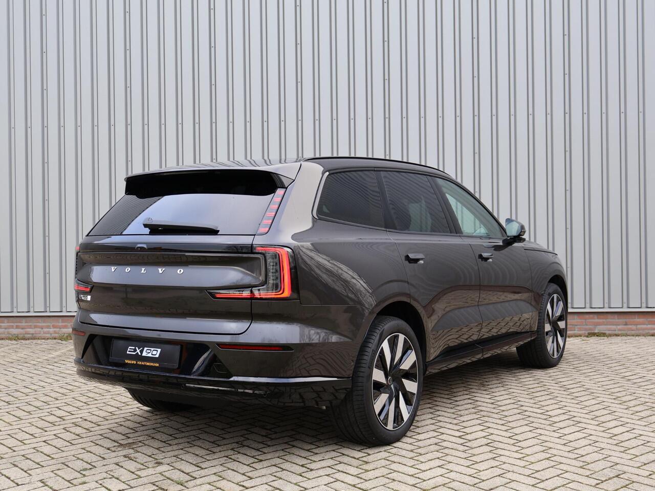 Volvo EX90 Twin Motor Performance Ultra 7p. 111 kWh