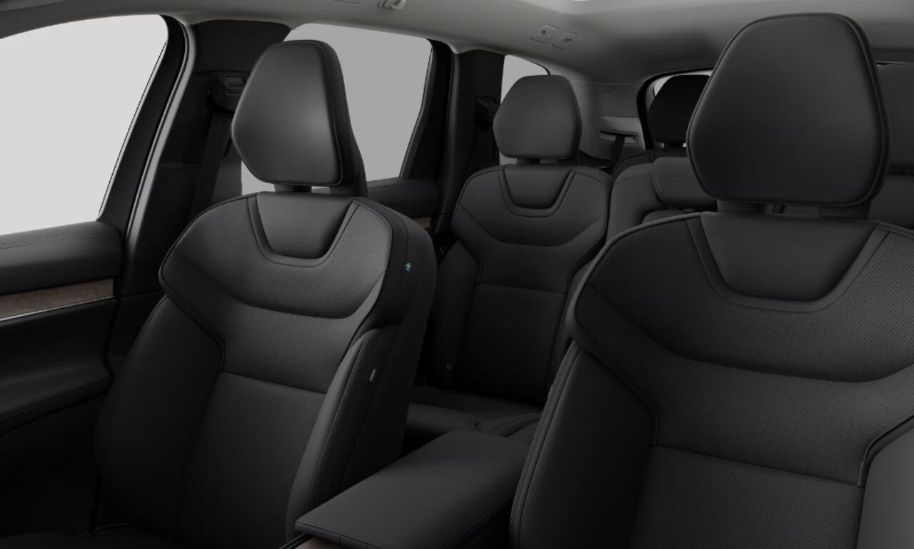 Volvo EX90 408PK Twin Motor Ultra / Panoramadak / Luchtvering / Head-up display / Stoelverwarming en stuurwielverwarming / Massagestoelen / Memory seats / Adaptive cruise control / 360 Camera / elektrische achterklep