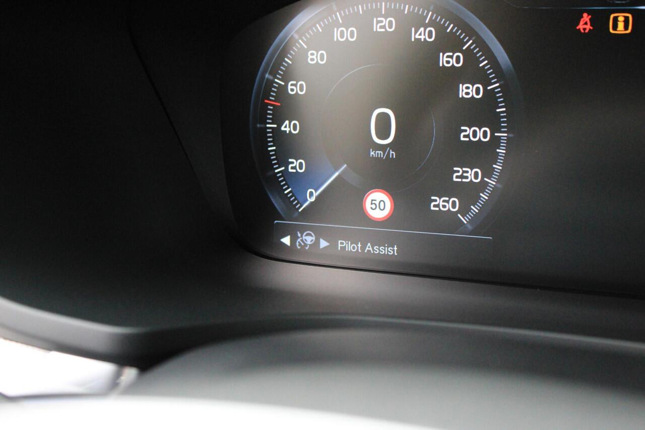 Volvo S60 2.0 T5 R-Design Trekhaak | Schuifdak | HeadUp | Keyless | Memory | 360 Camera | BLIS | Leder | HarmanKardon | LED | Dealer Onderhouden