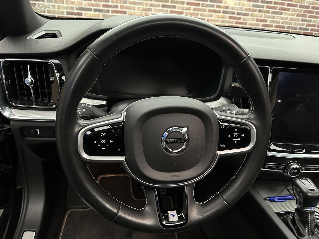 Volvo S60 2.0 T4 R-Design Camera | Adaptieve cruise | Elekt. verstelbare stoel
