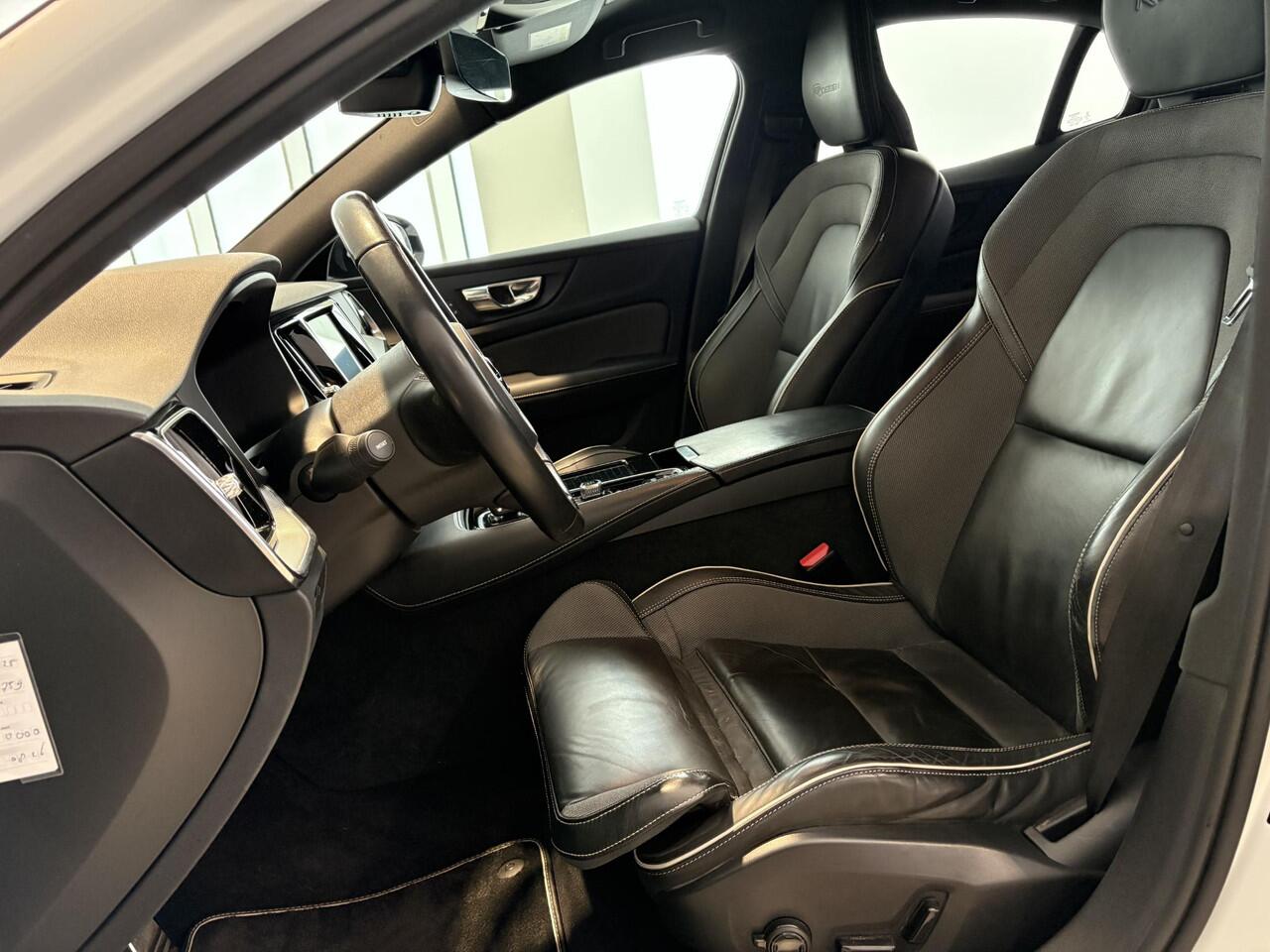 Volvo S60 T6 AWD Twin Engine R-Design