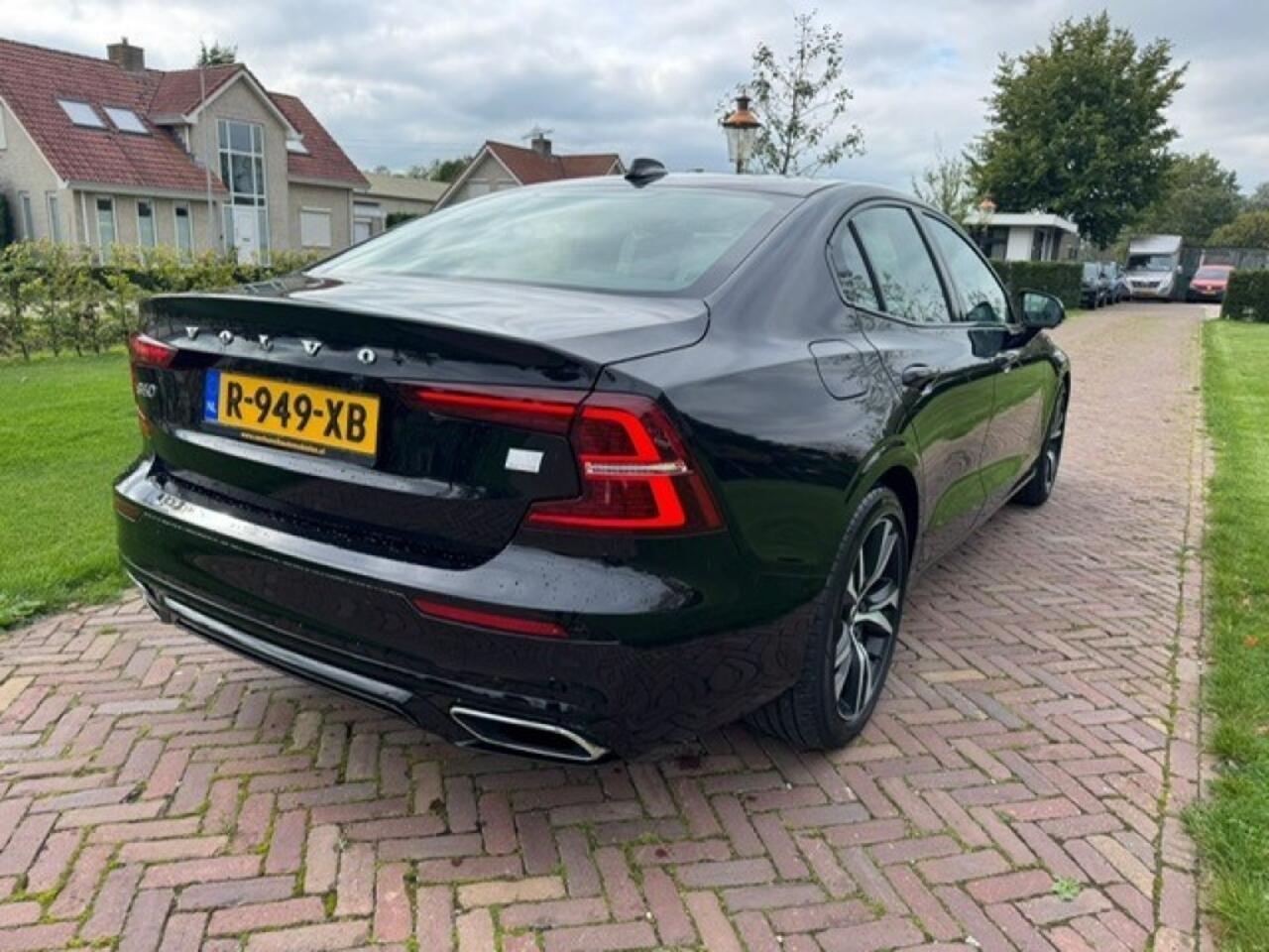 Volvo S60 T8 R-Design Automaat Pano Head-Up Display