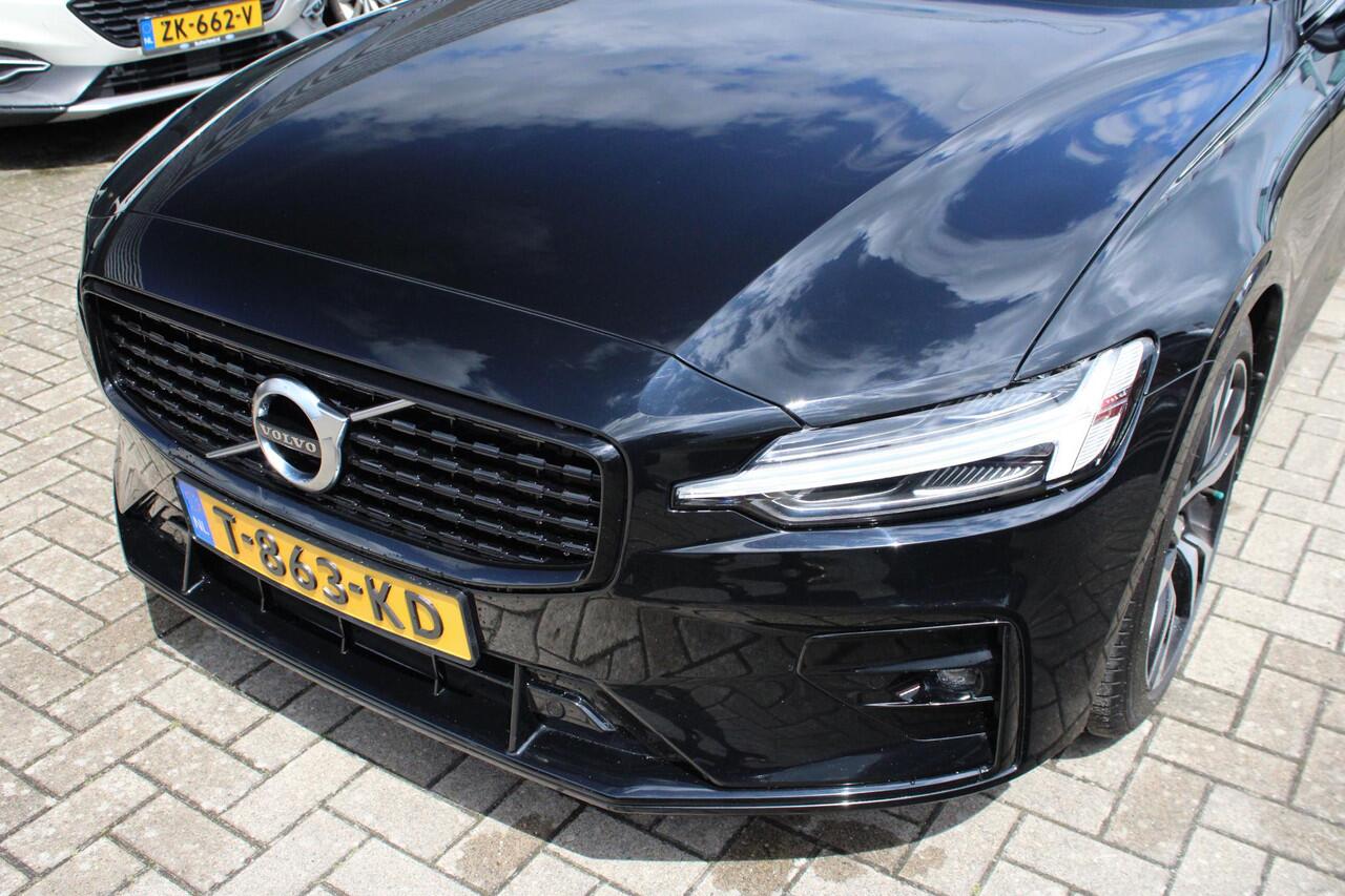 Volvo S60 2.0 B3 R-Design | zuid | Wegklapbare Trekhaak | Lederen Stoelbekleding | Climate Control | Cruise Control | Achteruitrijcamera |