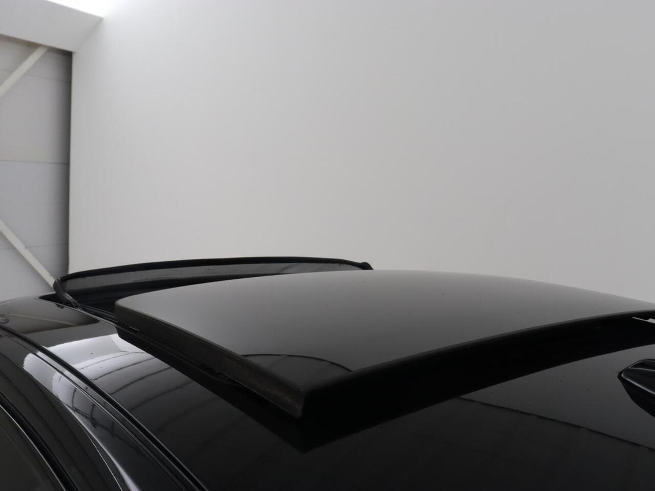 Volvo S60 2.0 Recharge T6 R-Design | Panoramadak | Leder | 360 Camera | Head-Up | Adaptive cruise | Stoelventilatie | Harman/Kardon | Massage | Carplay | Navigatie | Full LED | Memory | PHEV | Plug In