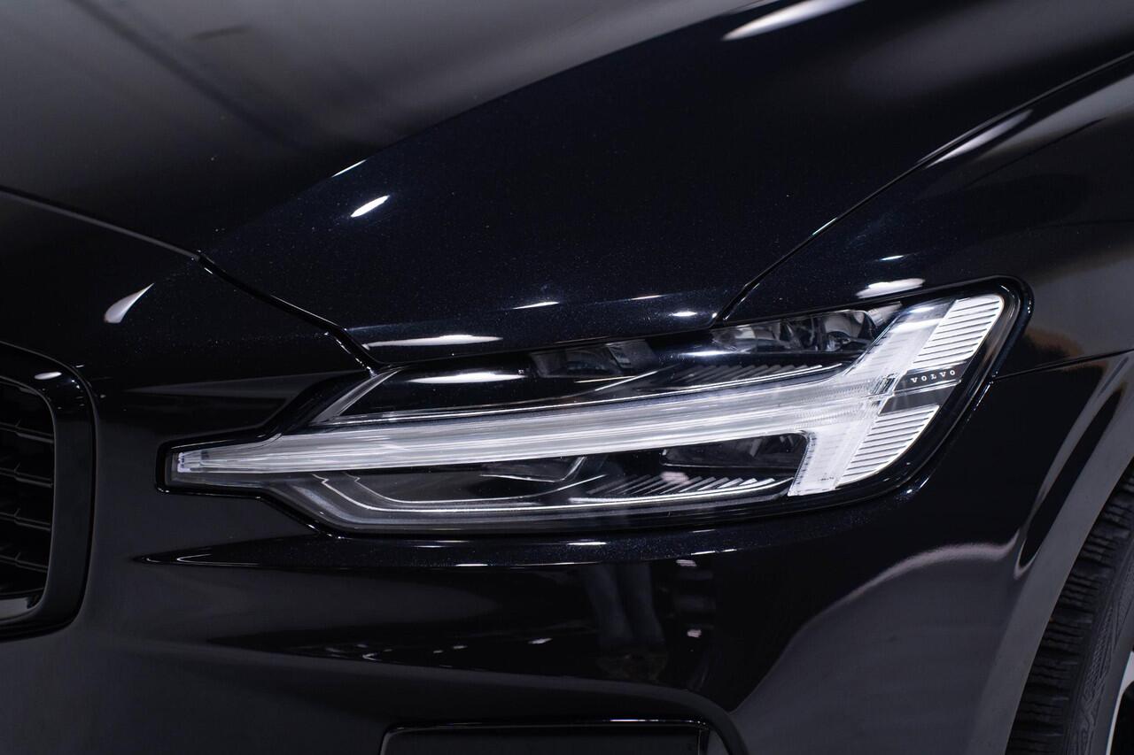 Volvo S60 2.0 B3 R-Design Navi Leder Sportstoelen Schuifdak NAP Camera Apple carplay Rijklaar!