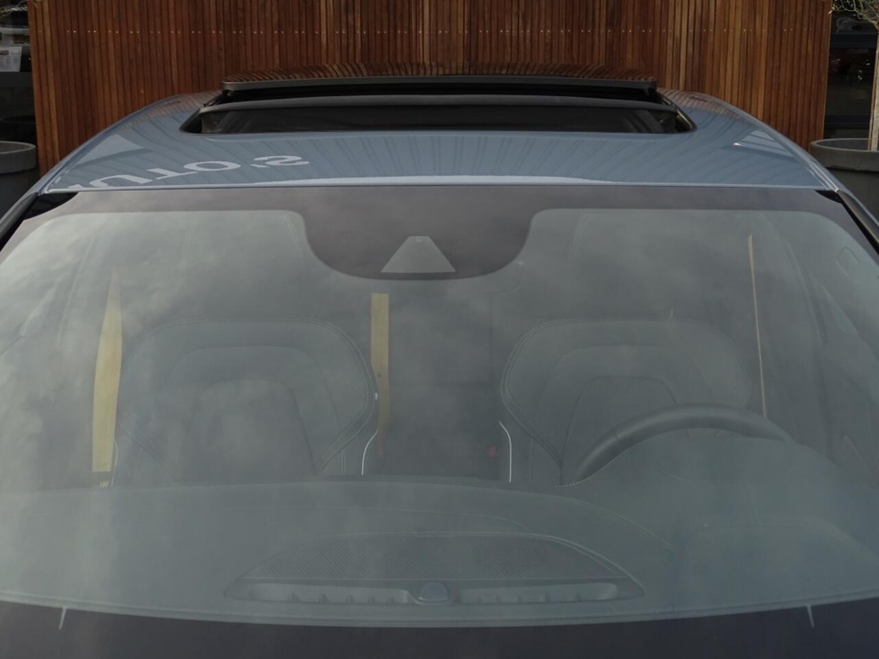 Volvo S60 T8 405PK Polestar Engineerd AWD / Brembo / Harman Kardon / LED