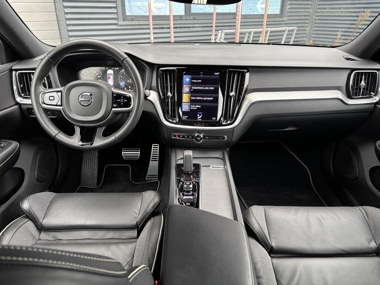 Volvo S60 2.0 B3 R-Design NL-Auto!