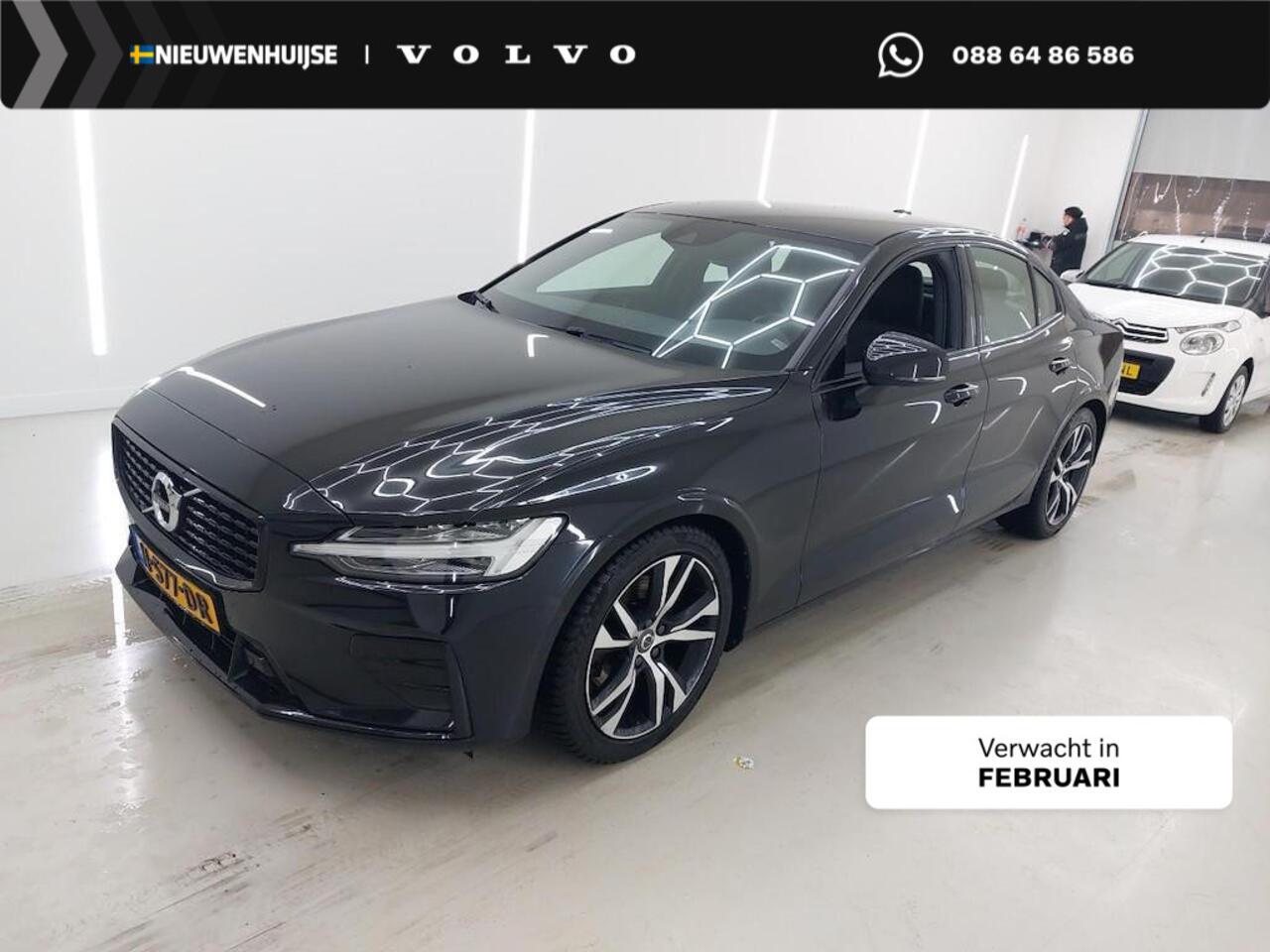 Volvo S60 B3 R-Design | Navigatie | Adaptieve Cruise Control | Keyless | Stoel-/Stuurverwarming | Dodehoekdetectie | Sportchassis | Elek. Stoelen | Memory | LED Koplampen | Park Assist | DAB | Zitverlenging | Apple Carplay & Android Auto | 18" LM