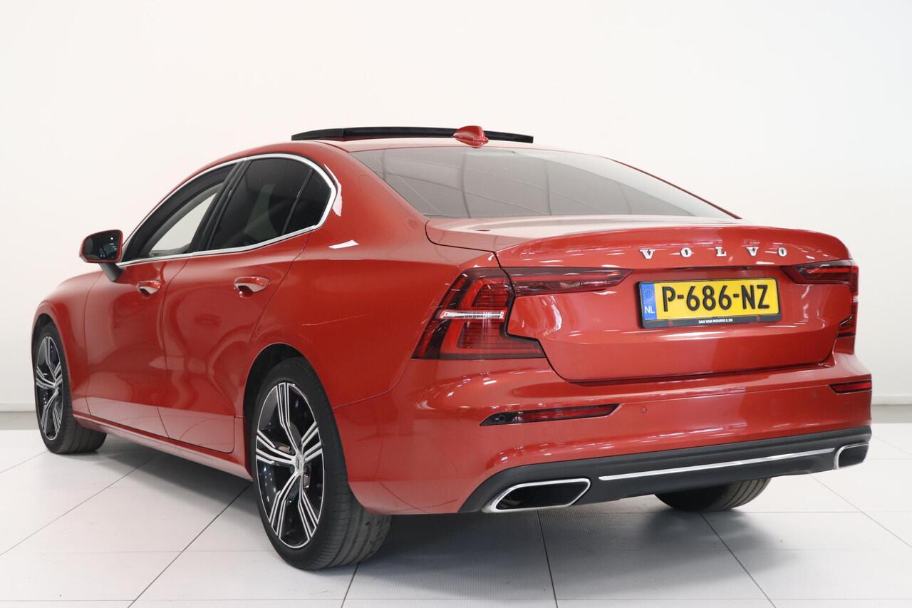 Volvo S60 2.0 B3 Inscription | Schuif kantel dak | Harman Kardon | Leder | Navigatie | Camera |