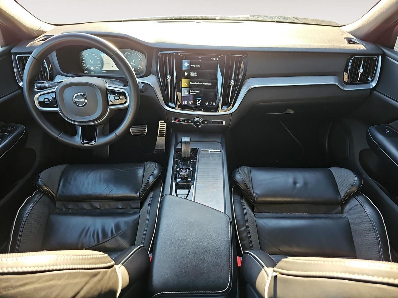 Volvo S60 2.0 B3 R-Design | Lederen bekleding | Stuur- en stoel verwarming | Memory stoelen |