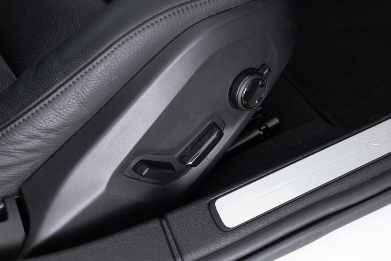 Volvo S60 Recharge T6 AWD Plus Dark | LEDER | Full LED | CAMERA