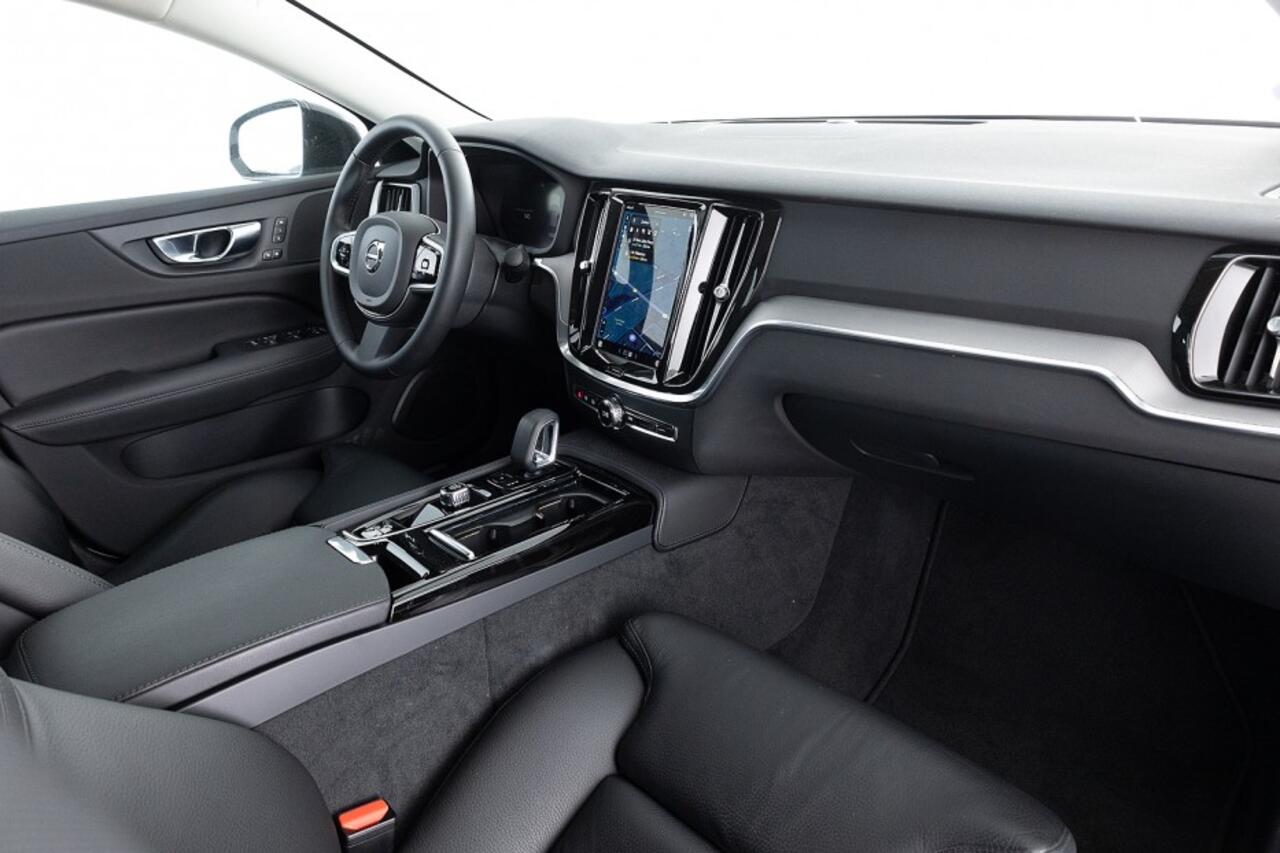 Volvo S60 Recharge T6 AWD Plus Dark | LEDER | Full LED | CAMERA