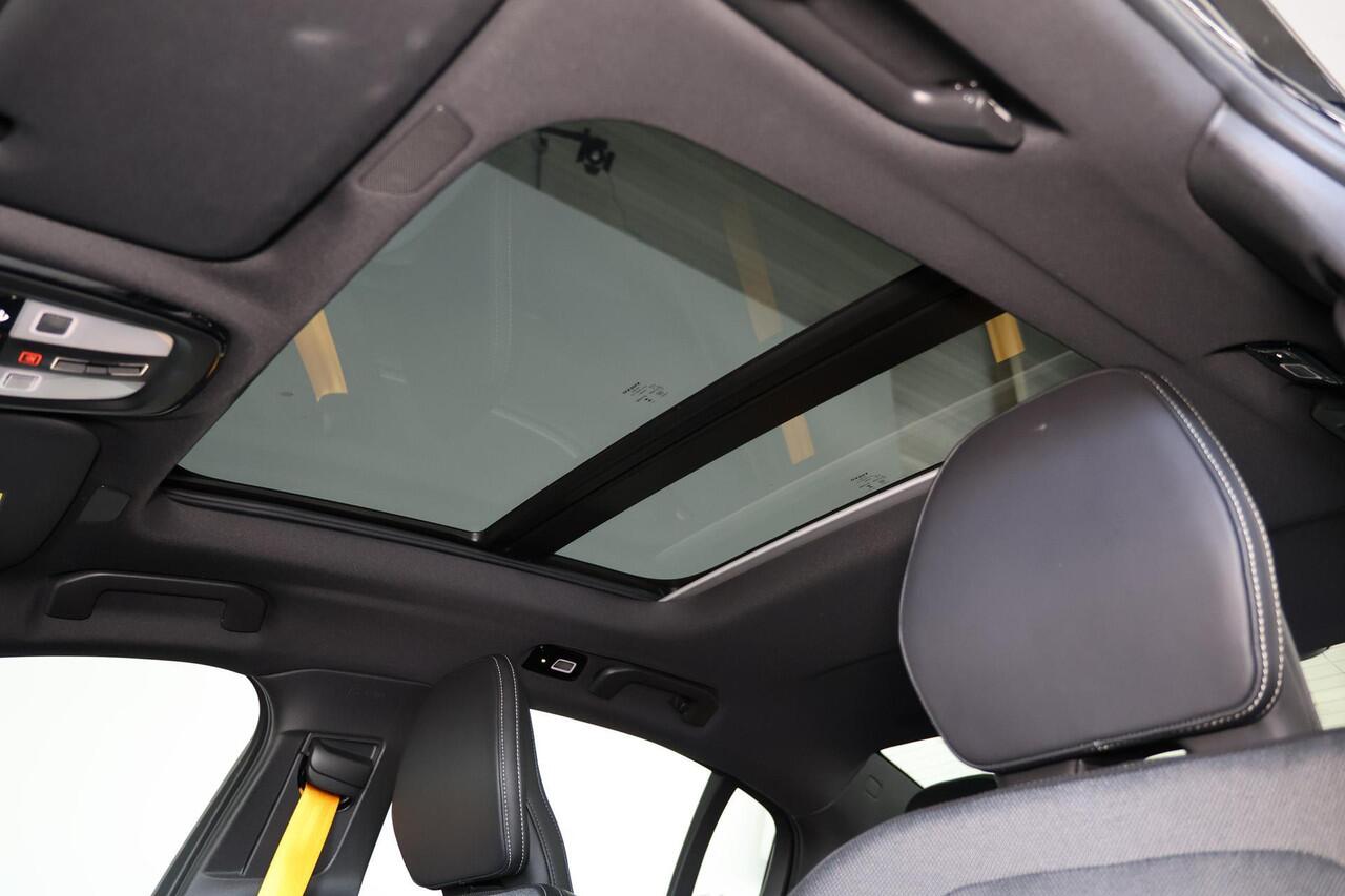 Volvo S60 T8 AWD Polestar Engineered - LONG RANGE - Panorama/schuifdak - IntelliSafe Assist & Surround - Bowers & Wilkins audio - 360º Camera - Verwarmde voorstoelen, stuur & achterbank - Parkeersensoren voor & achter - Elektr. bedienb. voorstoelen met geheugen - H