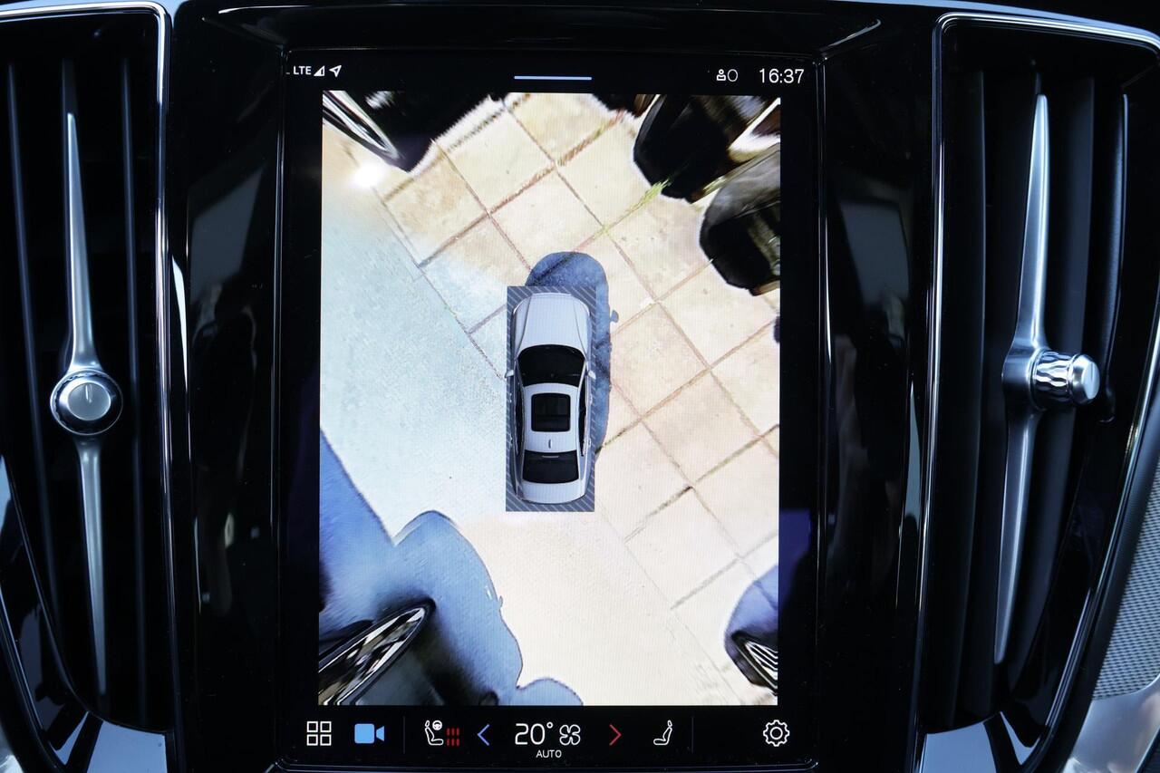 Volvo S60 T8 AWD Polestar Engineered - LONG RANGE - Panorama/schuifdak - IntelliSafe Assist & Surround - Bowers & Wilkins audio - 360º Camera - Verwarmde voorstoelen, stuur & achterbank - Parkeersensoren voor & achter - Elektr. bedienb. voorstoelen met geheugen - H