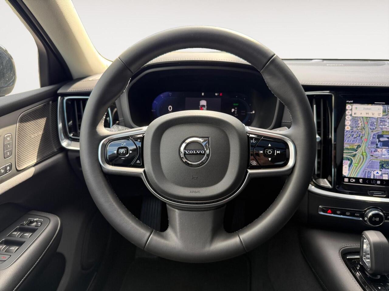 Volvo S60 2.0 Recharge T8 AWD Ultimate Dark | Head-up display | 360 graden camera | Stoelverwarming | Harman/Kardon Audio |