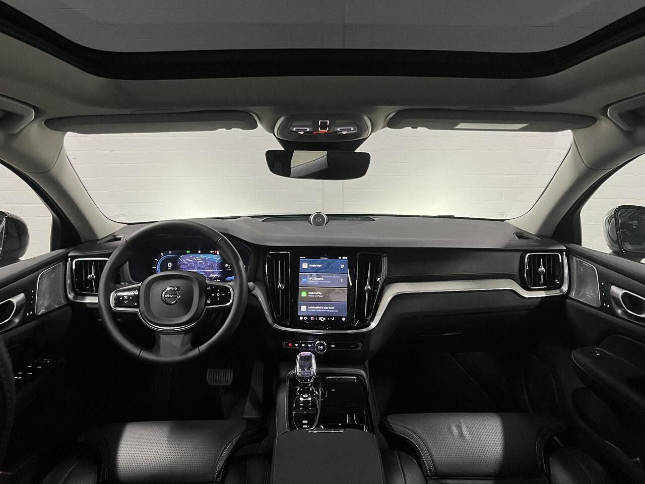 Volvo S60 2.0 Recharge T8 AWD Ultimate Dark *455 PK* | Massage | Open dak | Bowers & Wilkins | Adapt. cruise | Stoelventilatie & Stoelverwarming | Head-up