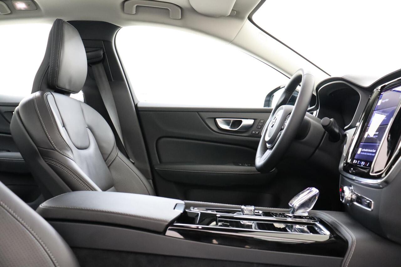 Volvo S60 RECHARGE T8 AWD ULTIMATE DARK *FULL OPTIONS!* -PANO.DAK|BOWERS&WILKINS|GEVENT.LEDER+MASSAGE|360°CAM|HEAD-UP DISP.|19"