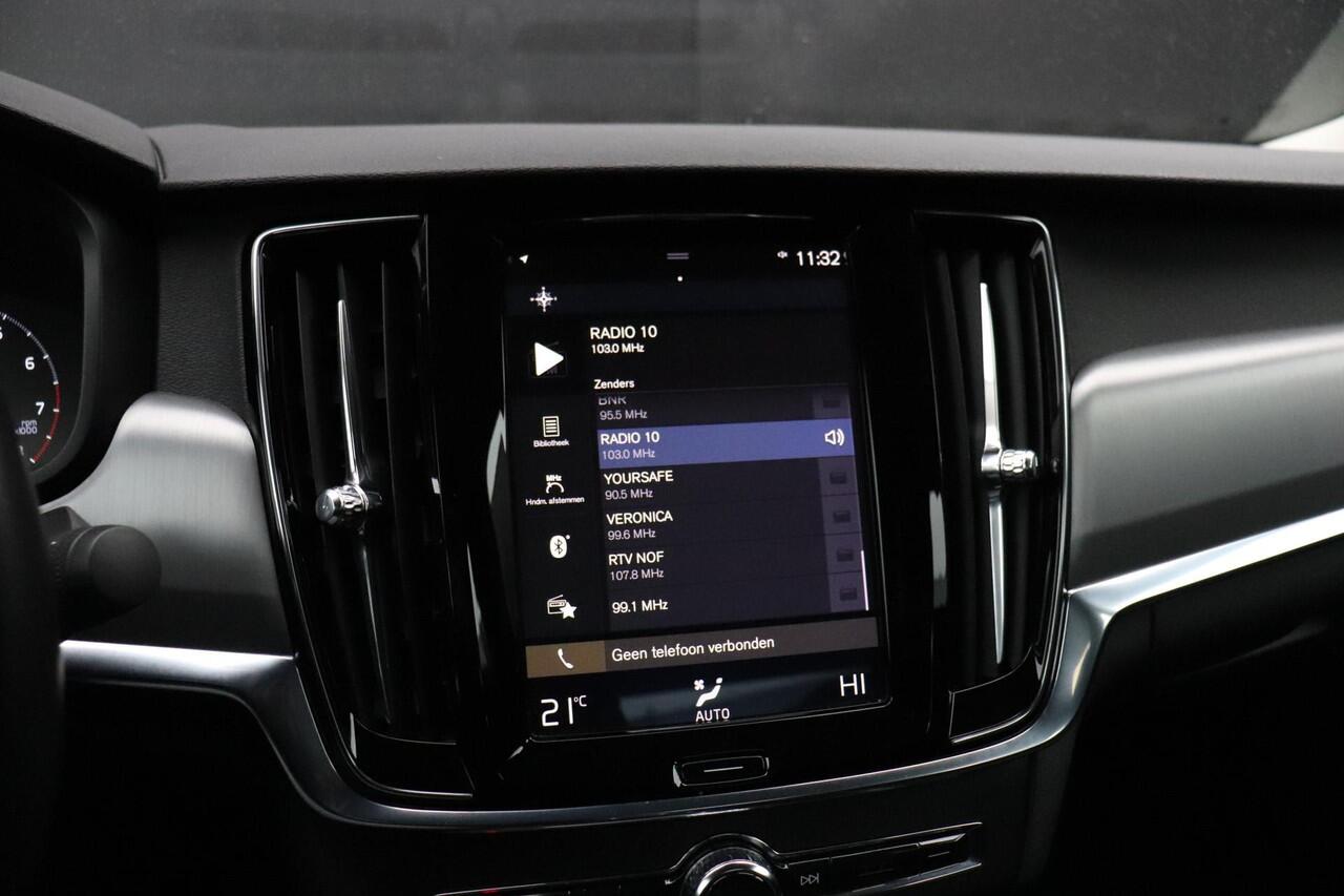 Volvo S90 2.0 T4 Momentum | CAMERA | VIRTUAL COCKPIT | CRUISE | APPLE CARPLAY |