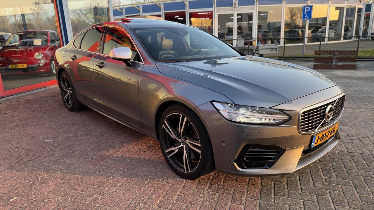 Volvo S90 2.0 T8 AWD Inscription BOMVOL! HUD / WEGKLAPBARE TREKHAAK / PANO / ELEK ACHTERKLEP 407PK!
