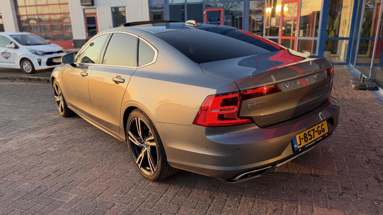 Volvo S90 2.0 T8 AWD Inscription BOMVOL! HUD / WEGKLAPBARE TREKHAAK / PANO / ELEK ACHTERKLEP 407PK!
