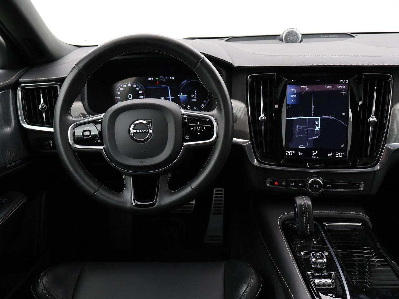 Volvo S90 2.0 T8 390 PK HYBRID AWD R-DESIGN POLESTAR BOWERS & WILKINS | SCHUIFDAK | TREKHAAK | LUCHTVERING | 360 CAMERA | 20 INCH