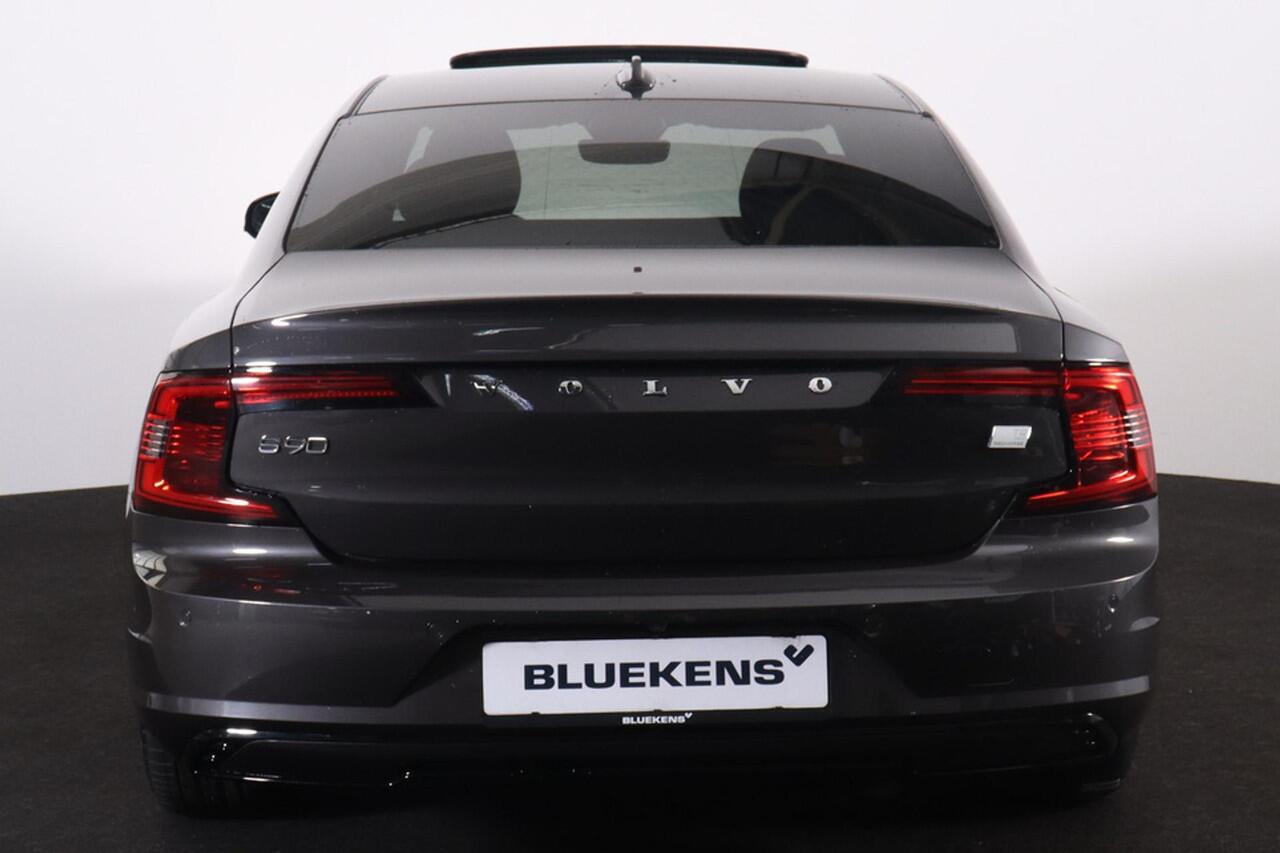 Volvo S90 T8 AWD Plus Dark - Luchtvering - Panorama/schuifdak - IntelliSafe Assist & Surround - 360º Camera - Harman/Kardon audio - Adaptieve LED koplampen - Verwarmde voorstoelen, stuur & achterbank - Parkeersensoren voor & achter - Elektr. bedienb. voorstoelen me
