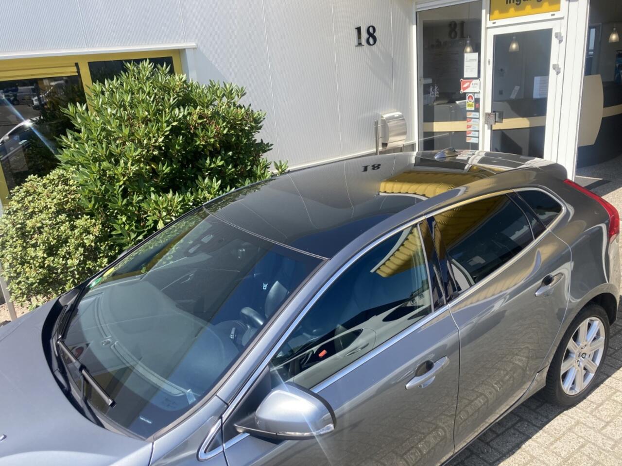 Volvo V40 2.0 D2 Inscription Panoramadak Nieuwe D-riem