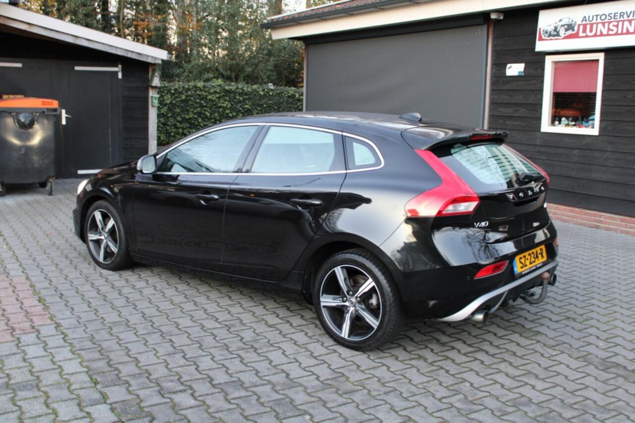 Volvo V40 2.0 T4 R-DESIGN 190PK Stoelverwarming navi