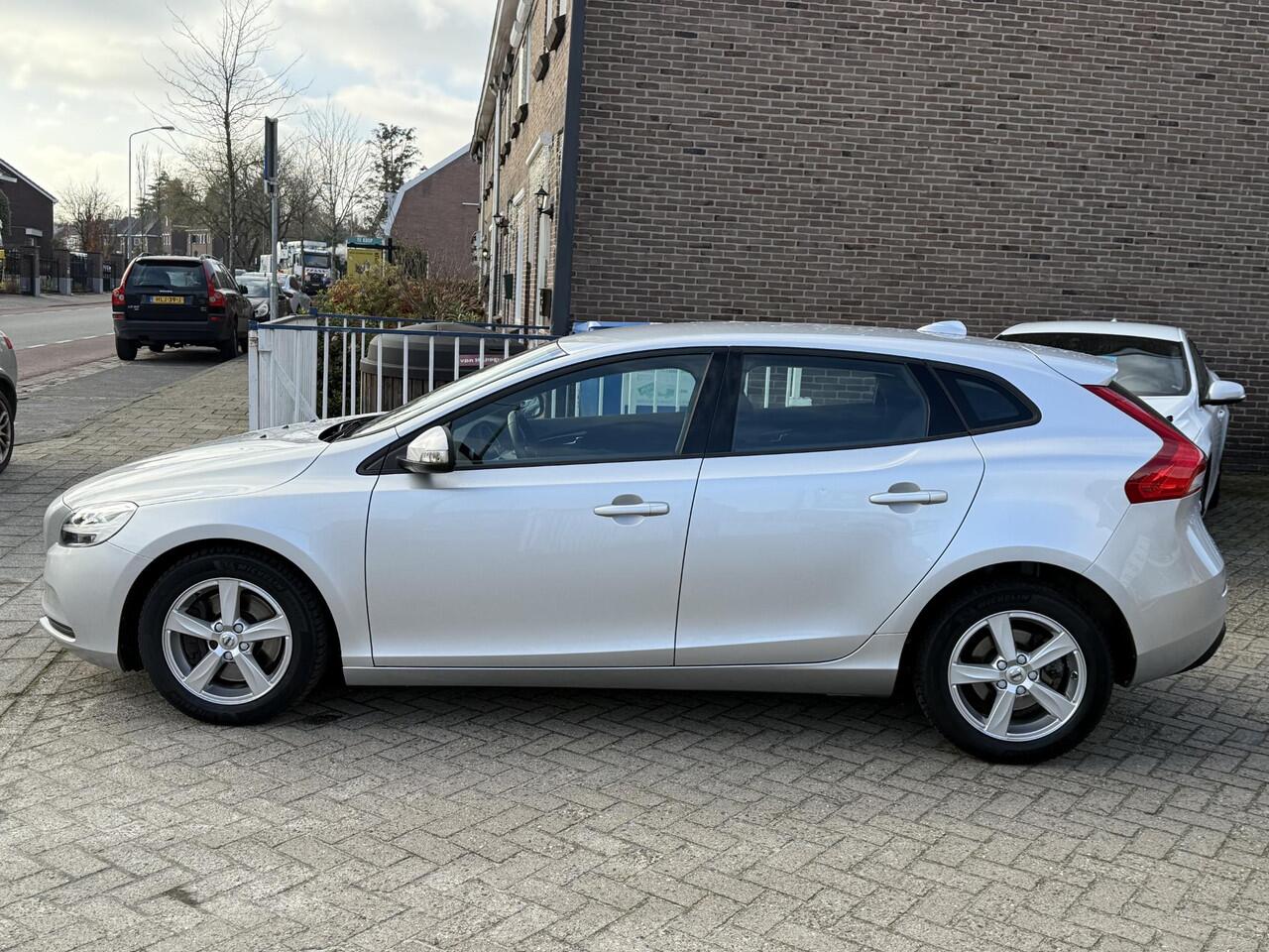 Volvo V40 1.5 T2 122 pk Geartronic Kinetic