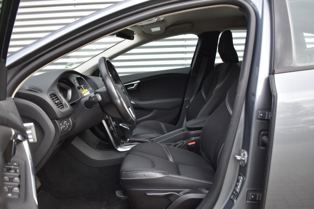 Volvo V40 1.5 T2 POLAR+ / LED PAKKET / STOEL VERW. / PDC
