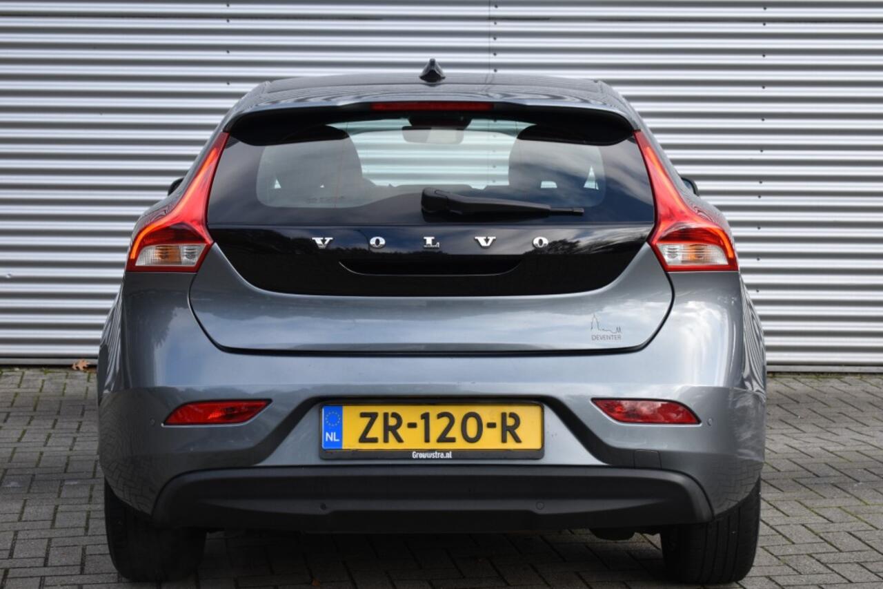 Volvo V40 1.5 T2 POLAR+ / LED PAKKET / STOEL VERW. / PDC