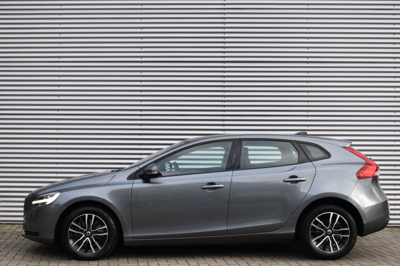 Volvo V40 1.5 T2 POLAR+ / LED PAKKET / STOEL VERW. / PDC