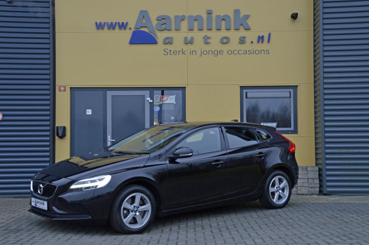 Volvo V40 1.5 T2 Polar + navigatie, winterpack, xenon, lm velgen