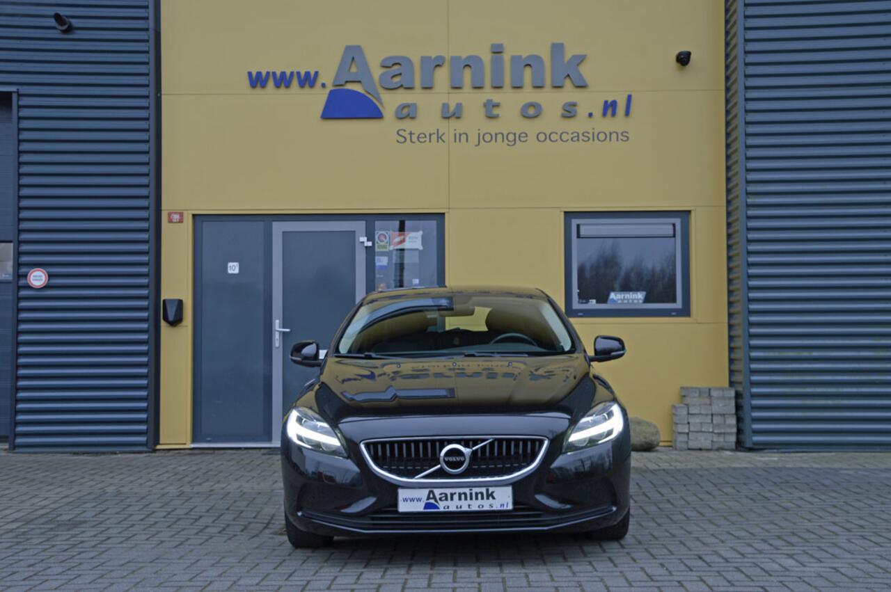 Volvo V40 1.5 T2 Polar + navigatie, winterpack, xenon, lm velgen