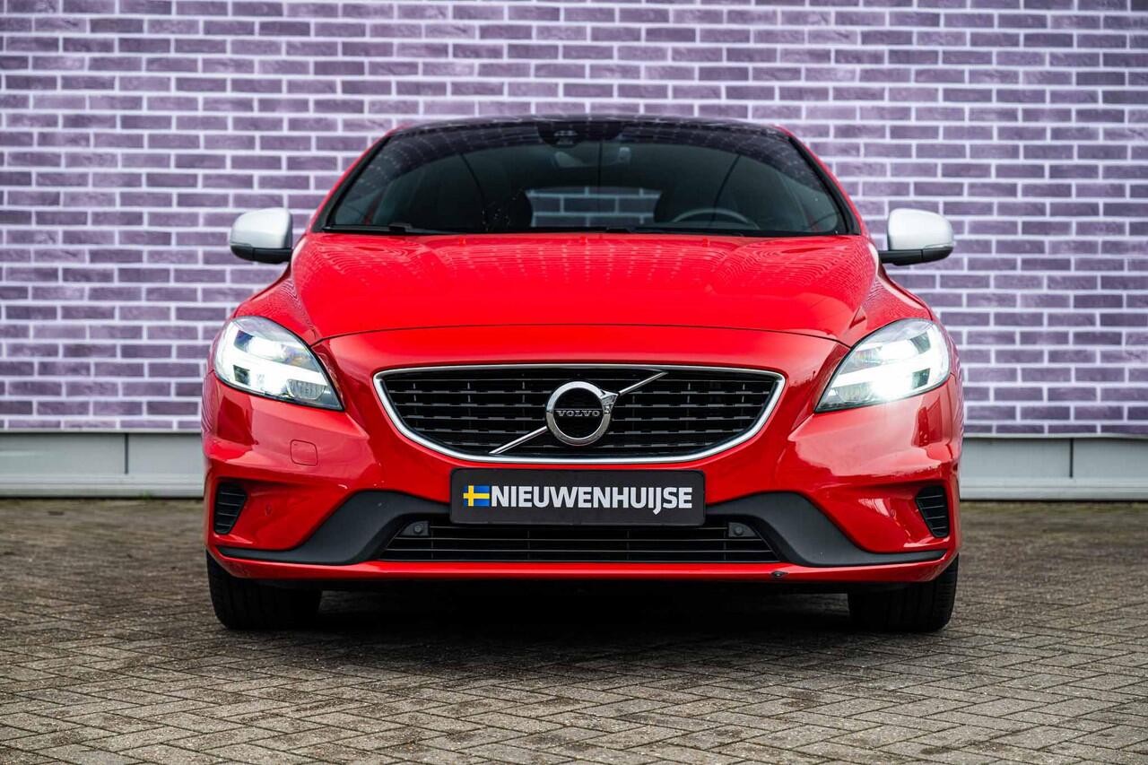 Volvo V40 1.5 T3 Polar+ Sport | Trekhaak | Panorama dak | Harman & Kardon | Achteruitrijcamera | Stoelverwarming | Climate control |