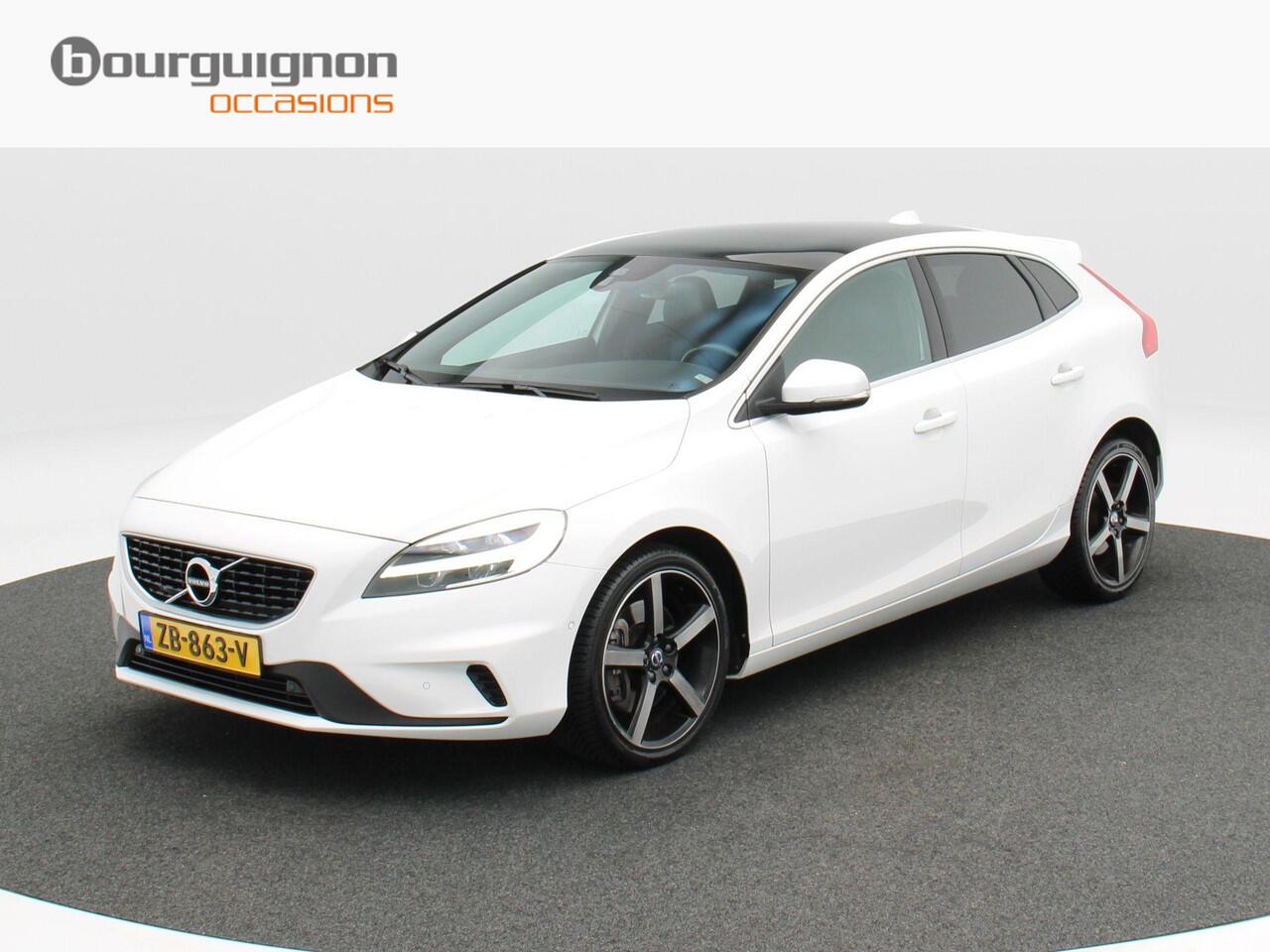 Volvo V40 1.5 T3 Polar+ Sport | Stoelverwarming | Half Leer | Bluetooth | Camera | Cruise Control | Panoramadak | Navigatie | 18 Inch | 139.757 Km !!