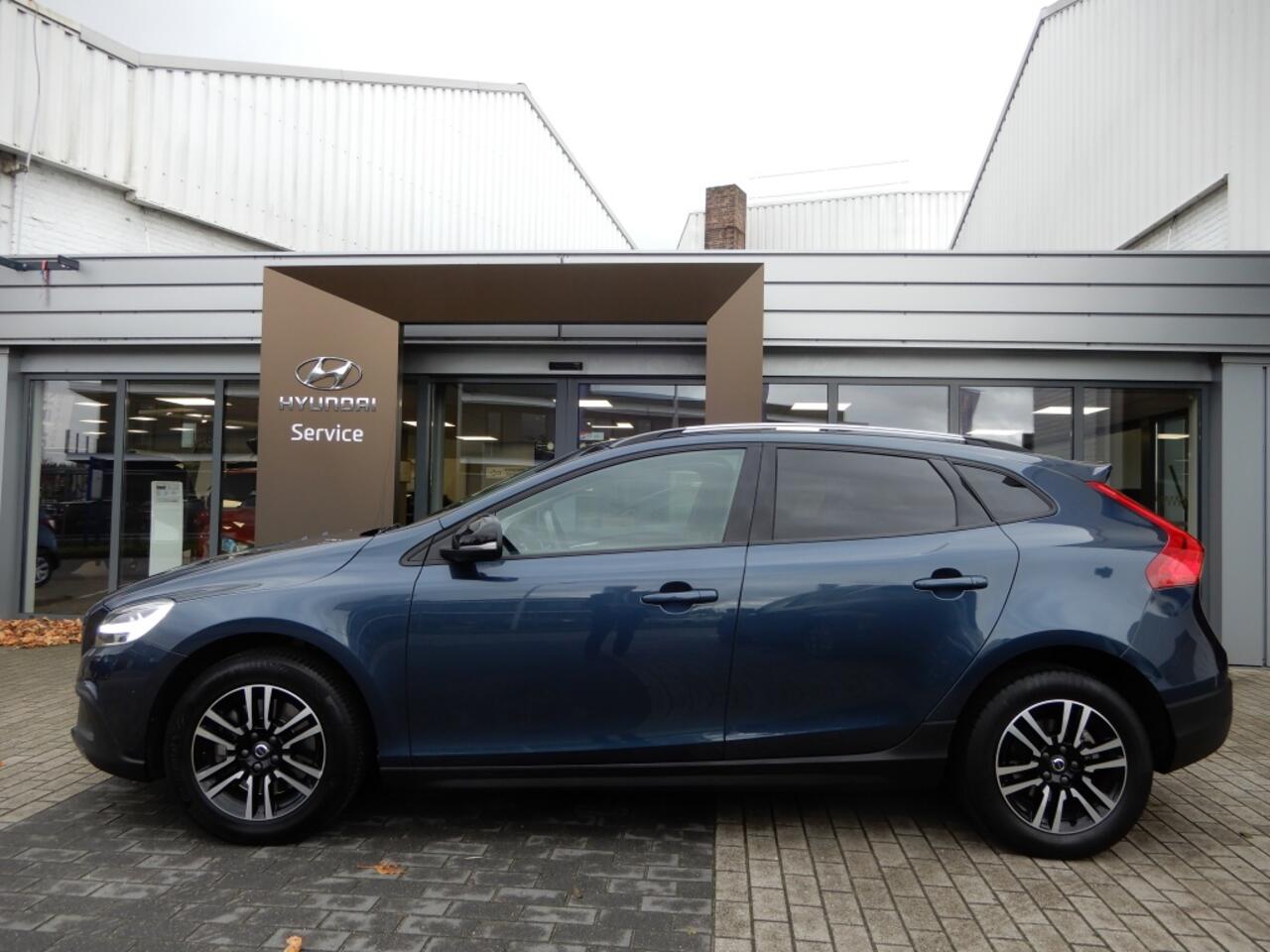 Volvo V40 CROSS COUNTRY 1.5 T3 Nordic+ | NL auto | lage km stand | dealer onderhouden |