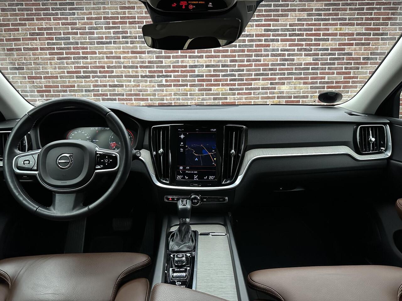 Volvo V60 2.0 T6 Benzine AWD Inscription | Intellisafe| Pilot Assist| CarPlay|Standkachel| Adaptive light| BTW auto|