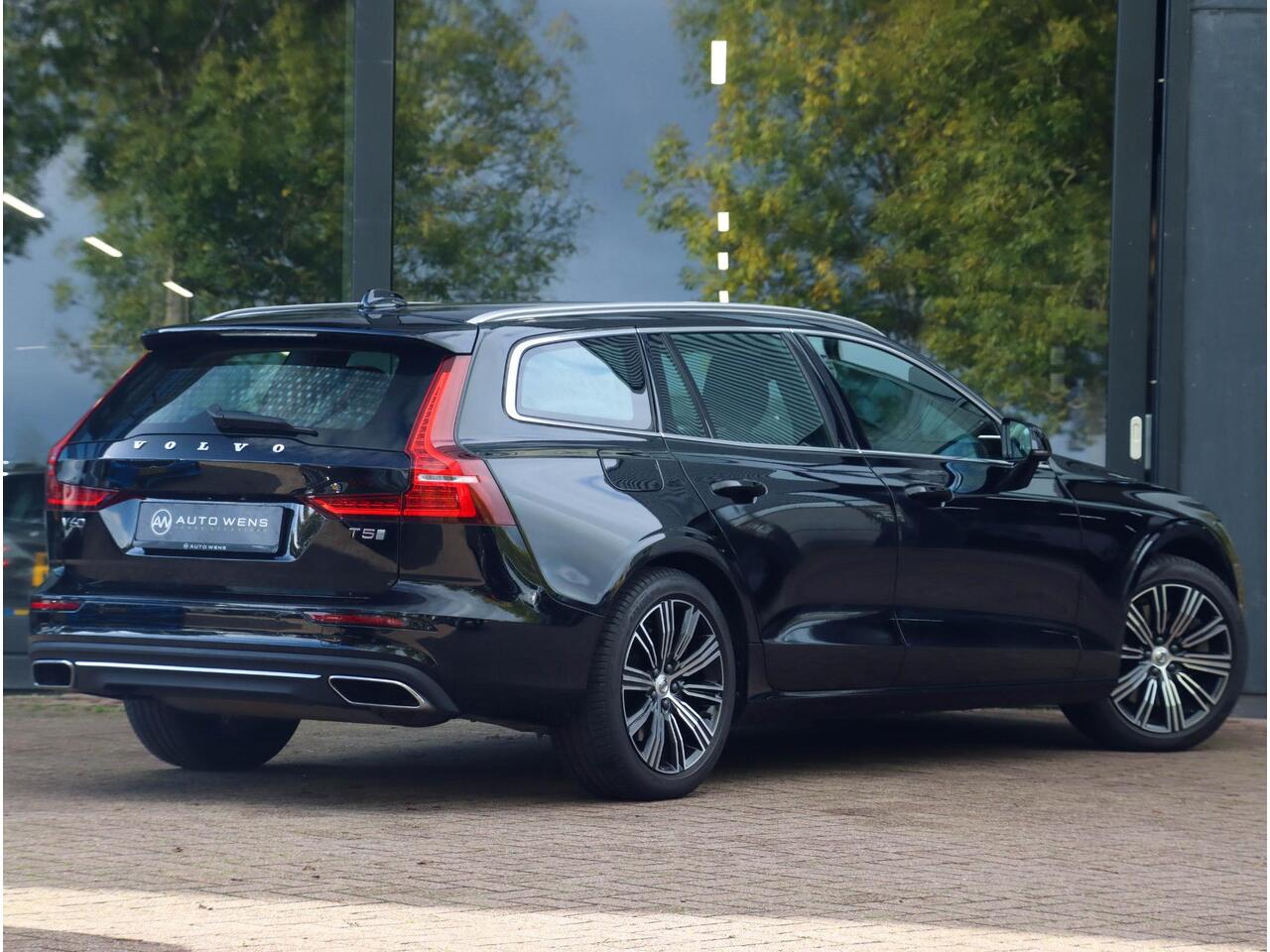Volvo V60 2.0 T5 Inscription 250PK Camera Leder Dealeronderhouden!