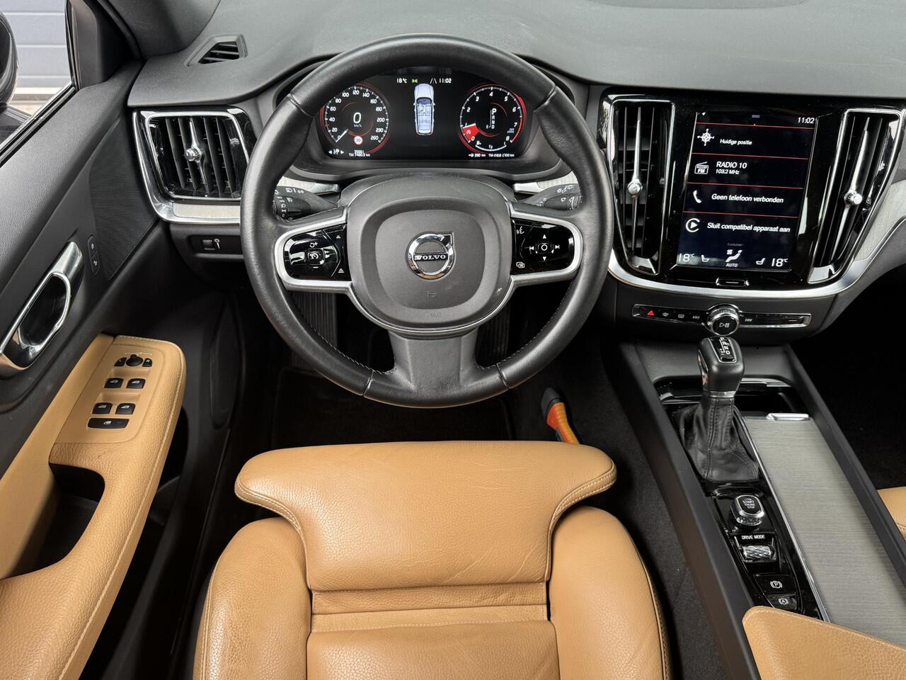 Volvo V60 2.0 T5 INSCRIPTION I APPLE/ANDROID I NAVIGATIE I PARKEERCAMERA I ADAPTIEVE CRUISE CONTROL I STOELVERWARMING