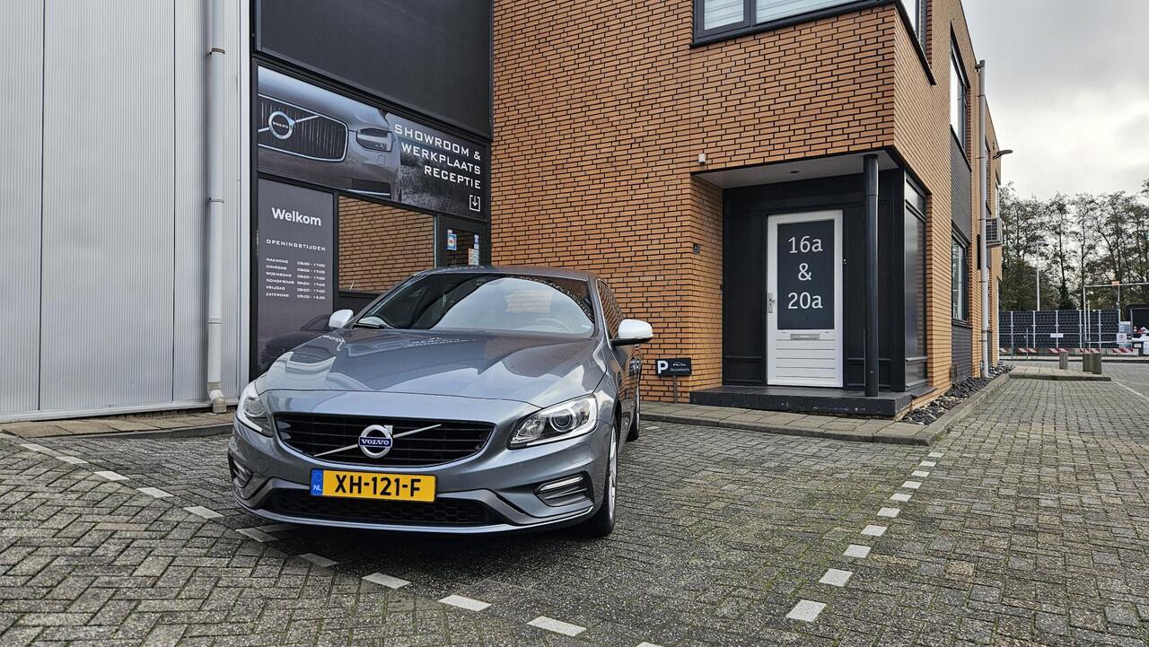 Volvo V60 2.0 T4 Business Sport