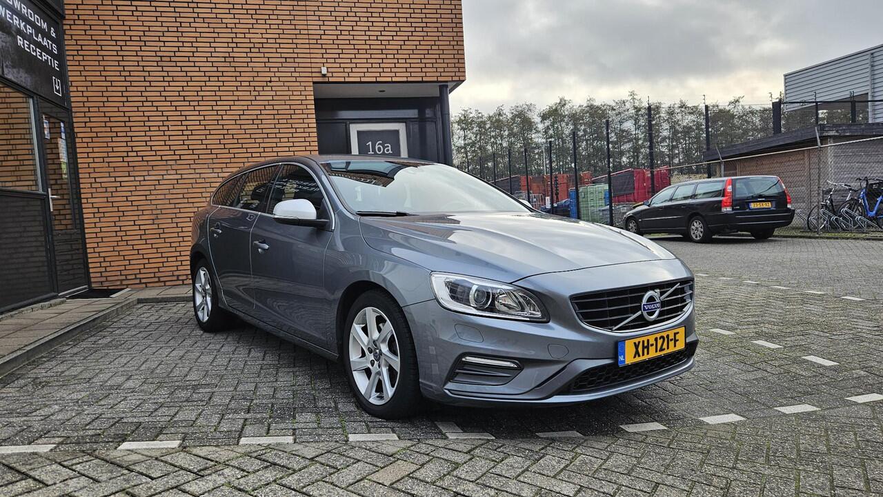 Volvo V60 2.0 T4 Business Sport