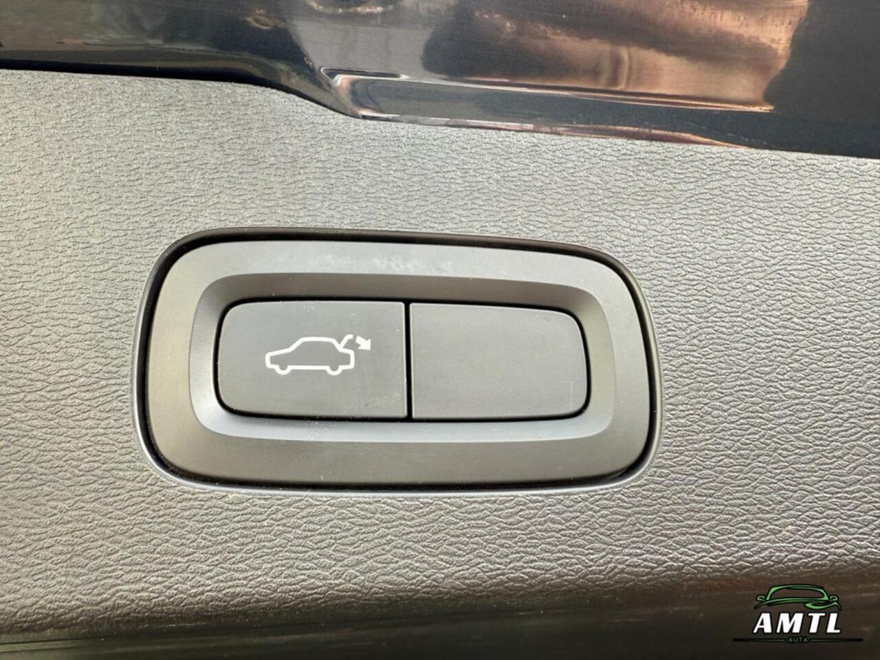 Volvo V60 - 2.0 T4 Momentum Pro