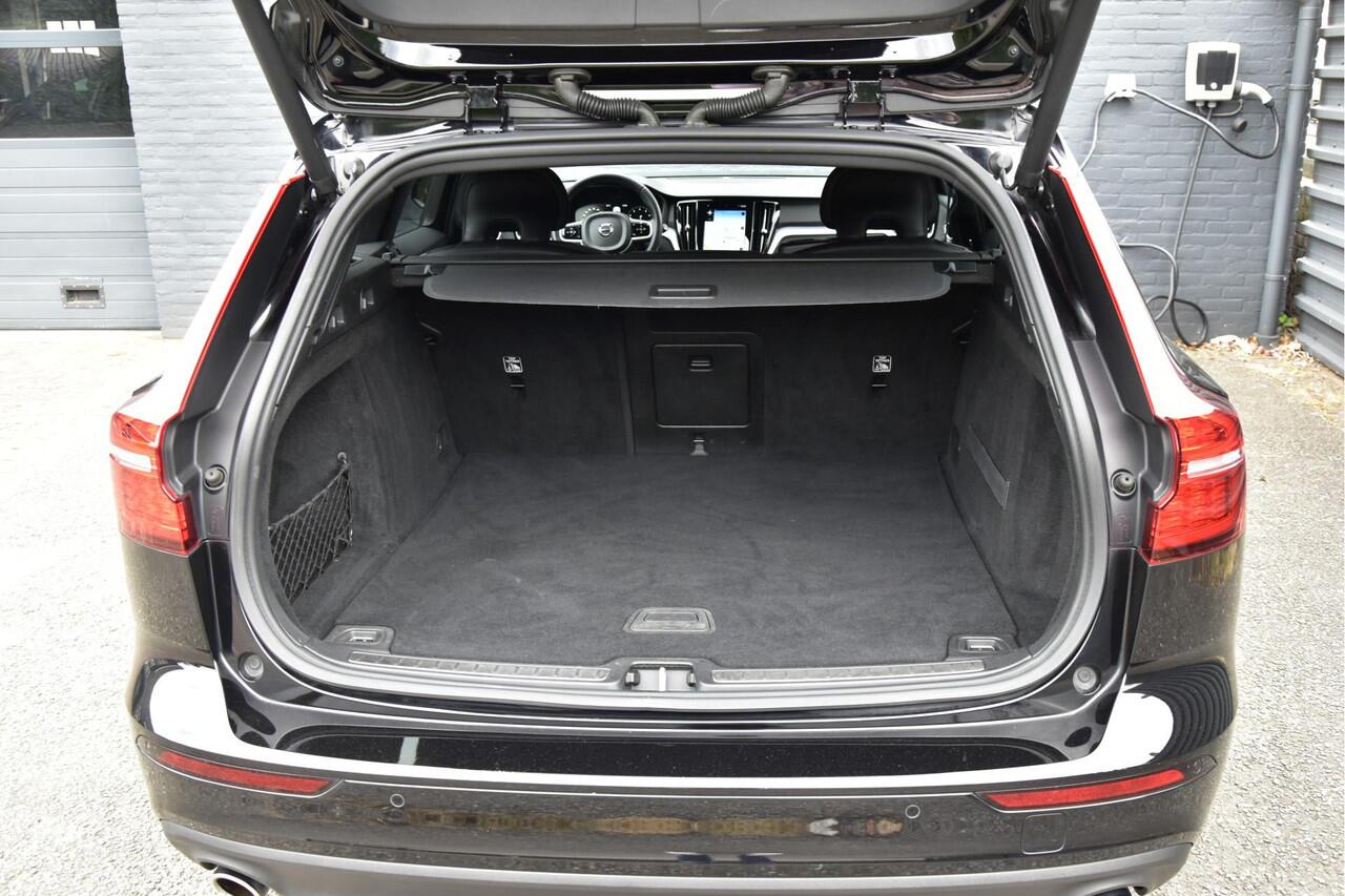 Volvo V60 2.0 T5 Momentum Pro Automaat